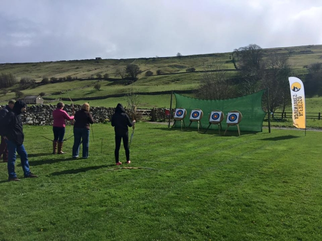  Diana, flechas y arcos 