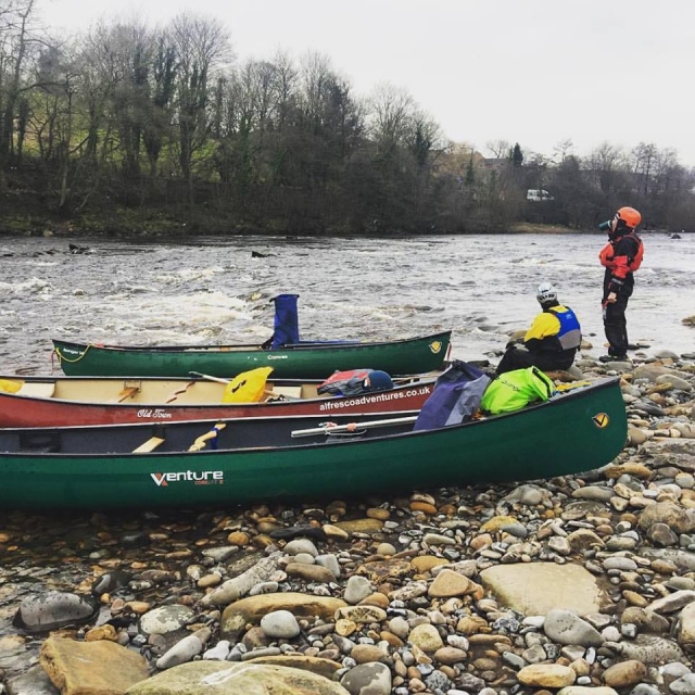  Un respiro en la orilla del río 