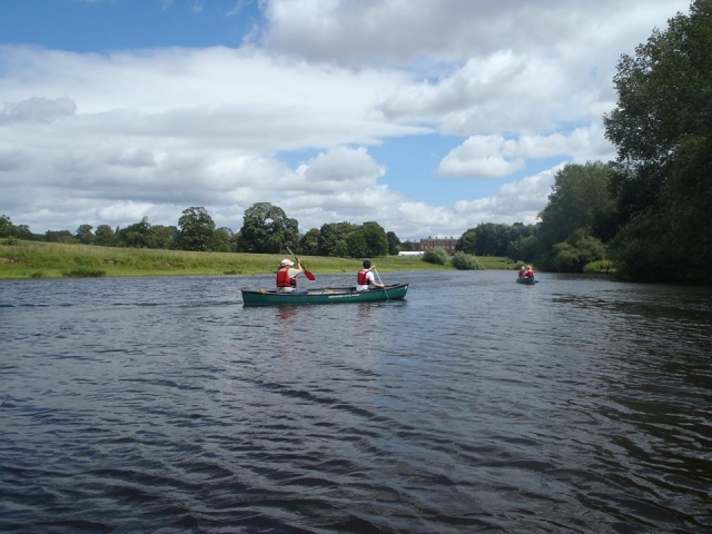 Pbaños en canoa por Coniston Water 