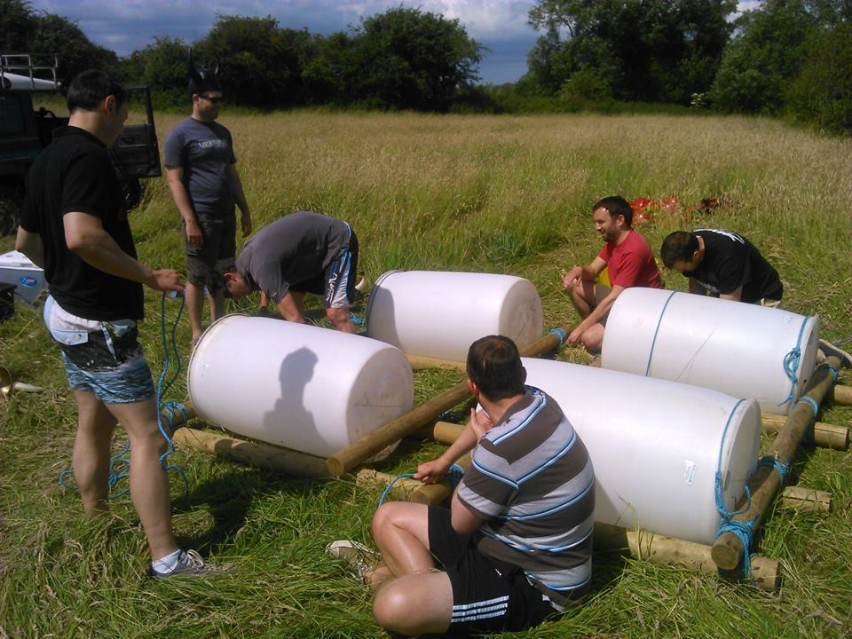  Cuerdas, postes y barriles