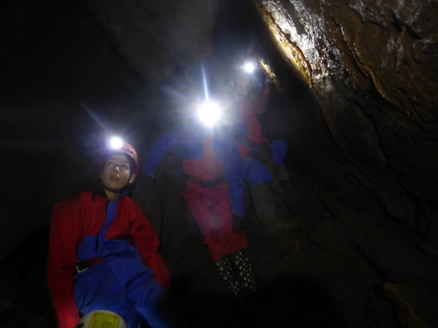 Que interesantes son las cueva 