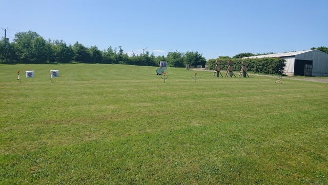  Jalo con arco en nuestro campo abierto 