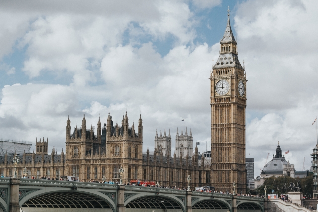  Casas del Parlamento y Big Ben 