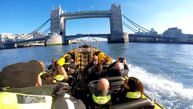 Pbaños en bole hasta el Tower Bridge
