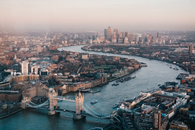  Navegación en lancha rápida por Londres 