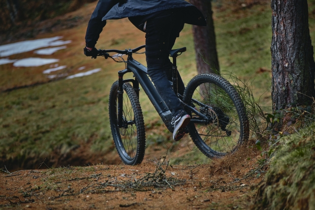  Ciclismo cuesta abajo 
