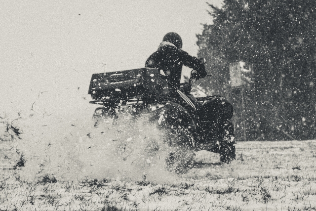  Quads en blanco y negro