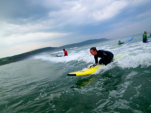  surfeando con amigos 