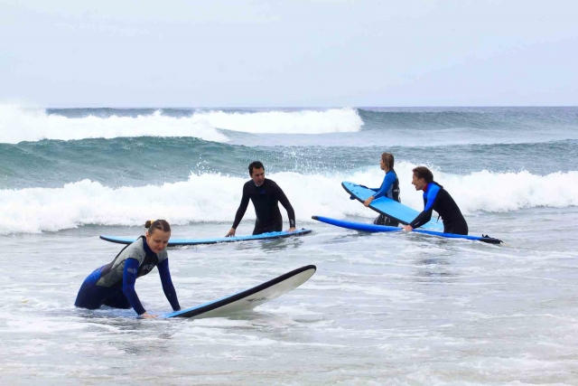  Celebrando con amigos 