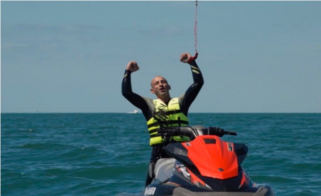  Disfrutando del paseo en moto de agua