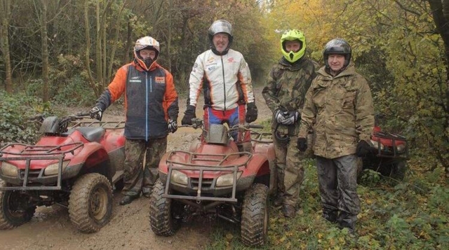  Cuatrimoto Bike con amigos 