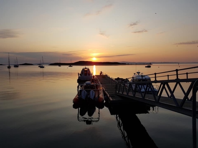 Los pbaños en barco son divertidos