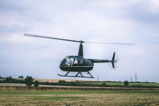 Vuelo de prueba del helicóptero R44 en el aeropuerto de Humberside 45 minutos