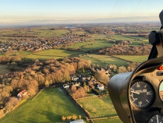 Vuelo de prueba del helicóptero R44 en el aeropuerto de Humberside 60 minutos