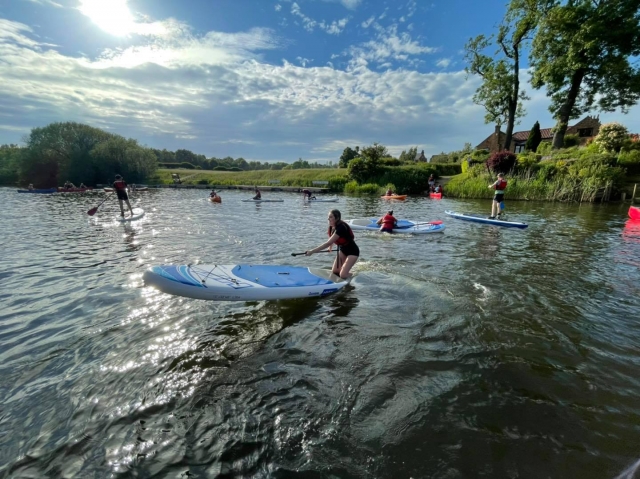 De pie sobre la tabla