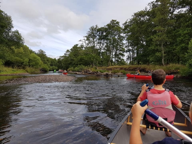 Lecciones de piragüismo en Loch Insh