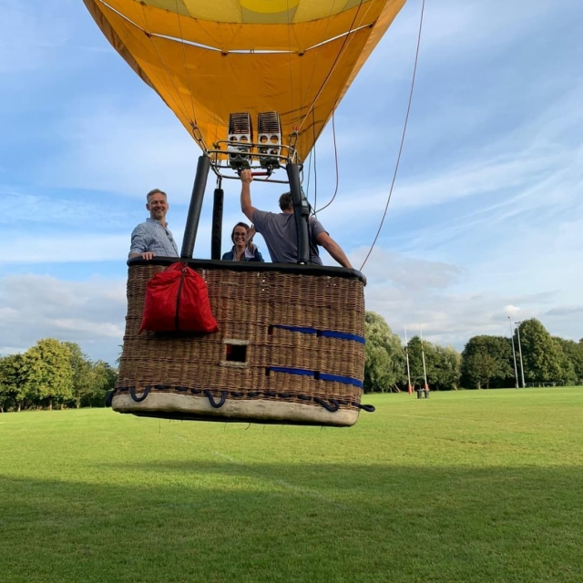 Tendrás a su instructor a su lado 