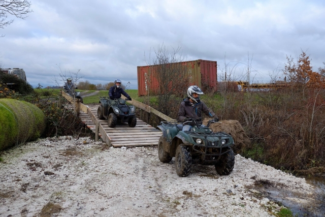Pbaños en cuatrimoto en Surrey 