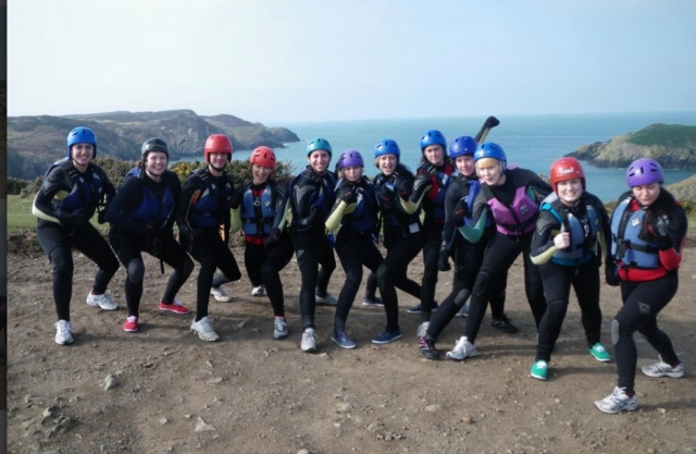  El equipo de Coasteering