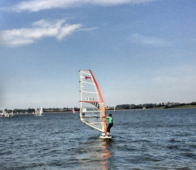  Windsurf es divertido 