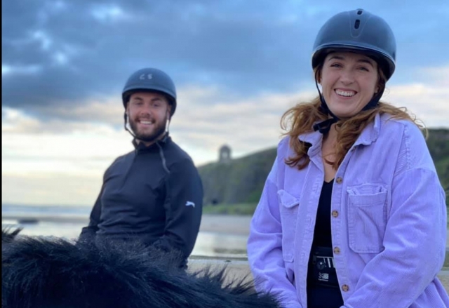  Disfruta de un paseo con su pareja