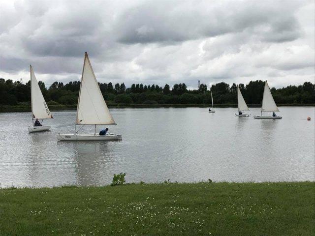  Cursos de vela en Manley Lane 