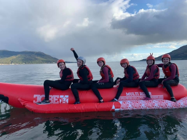 Pbaños en banana es divertido