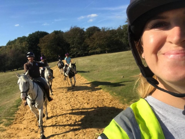  Subir a caballo es muy divertido 