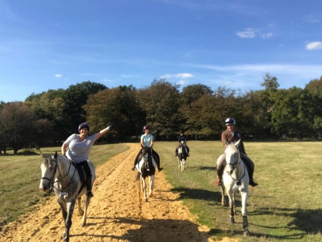  Visítanos en Berkshire