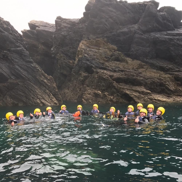  Disfruta de una divertida aventura con tus amigos 