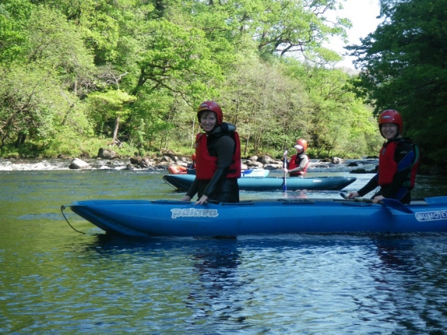 Las sesiones de kayak son divertidas 