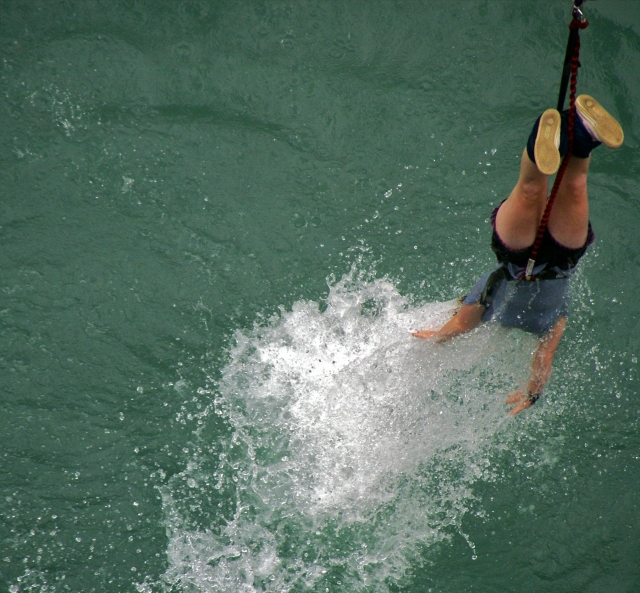  Bungee sobre el agua