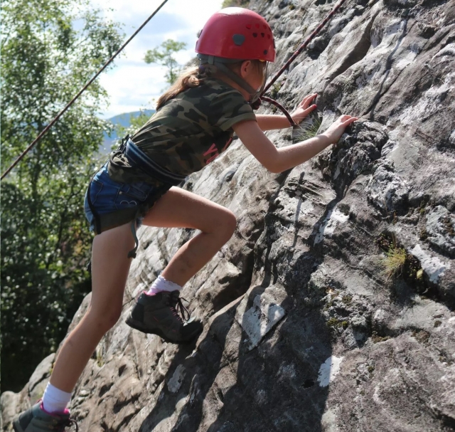 Disfruta de una aventura de escalada en Escocia 