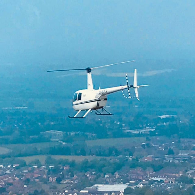 Vuela en helicóptero con nosotros 