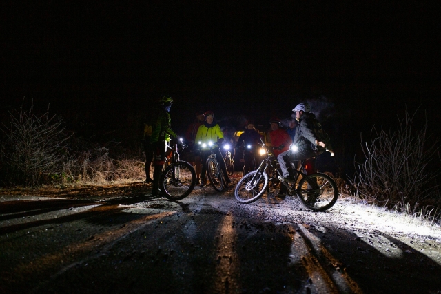 Diviértele con nuestras sesiones de ciclismo de cerro 