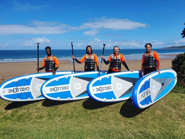  Equipo suministrado