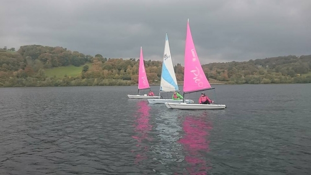  Disfruta de un curso de vela 