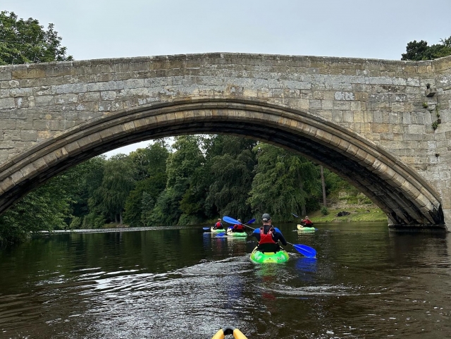  Viaje guiado en kayak 