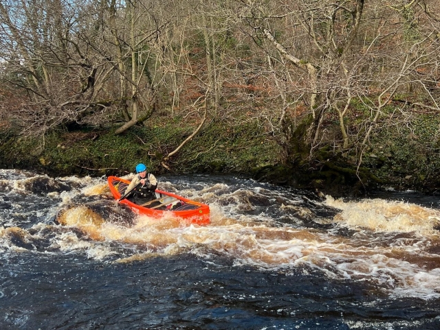 Introducción de 2 días al piragüismo en aguas brava en Boulmer