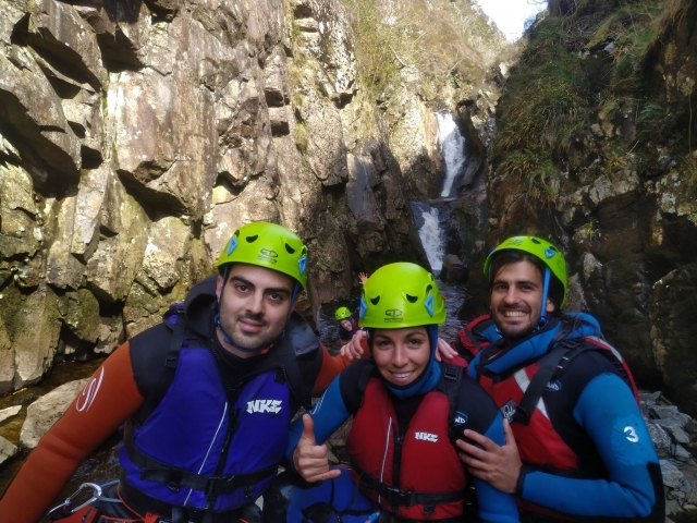  Con amigos disfrutando del Barranquismo 