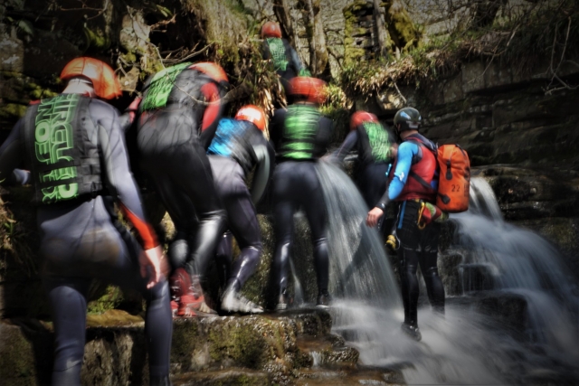  Invita a su grupo de amigos a disfrutar de Gorge Walking 