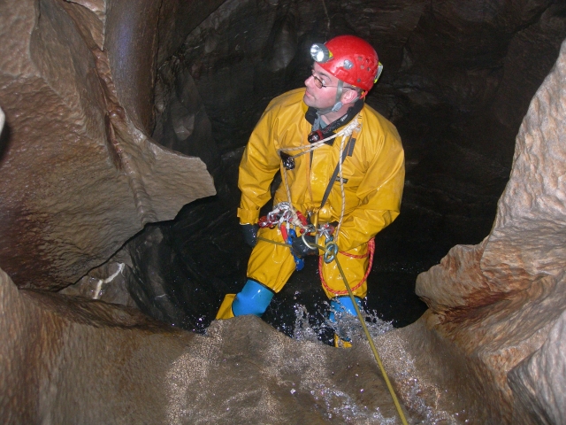  Sesiones de espeleología 