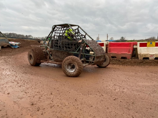 Disfruta de su sesión de buggy 