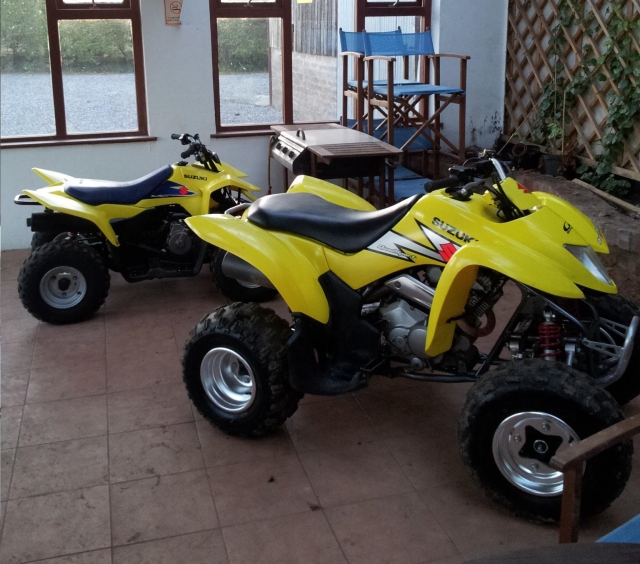  tenemos muchos cuatrimotos 