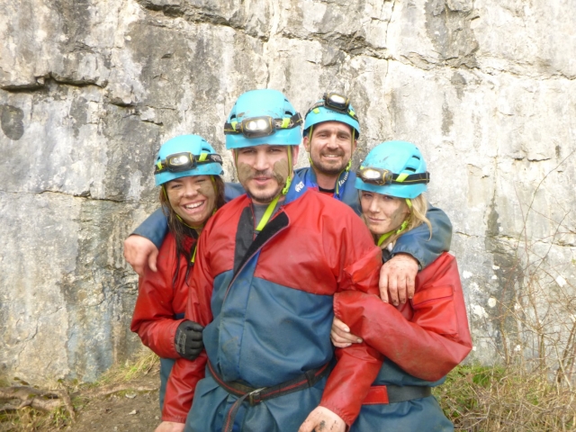  Después de una sesión de espeleología exitosa 