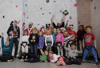 Sesión de escalada en grupo para niños de 1,5 h en Marple