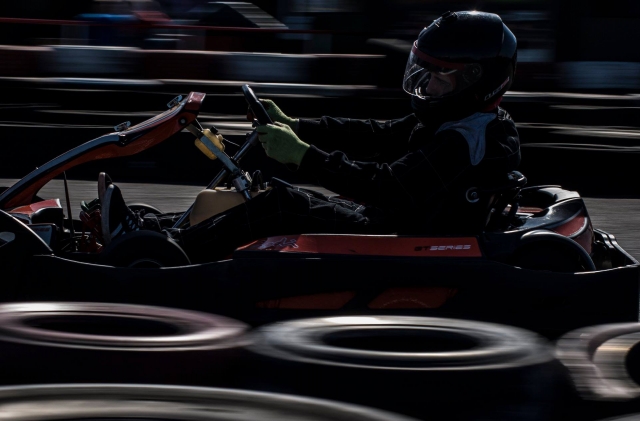 Reservación nuestras sesiones de karting 