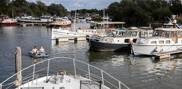  Nuestra hermosa Marina Penton Hook 