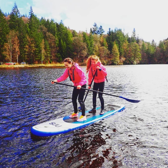  Sesión de SUP en Perth y Kinross 