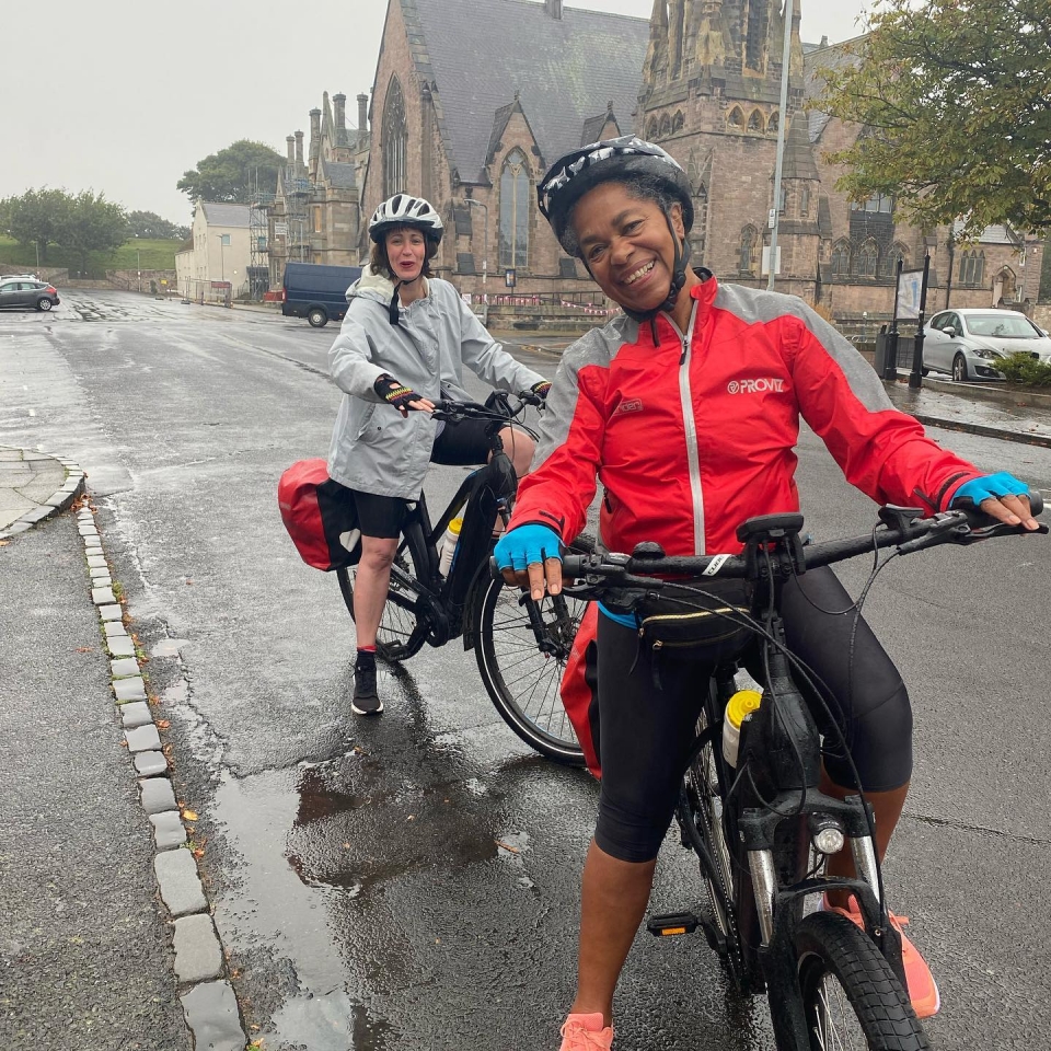 Disfruta de una fantástica aventura en bicicleta Disfruta de una fantástica aventura en bicicleta